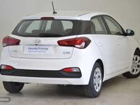 Usado Hyundai i20 75 CV (55 kW) 2019 Blanco Utilitario