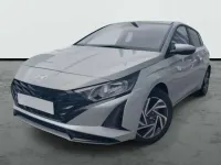 Usado Hyundai i20 101 CV (74 kW) 2024 Gris Utilitario