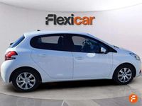 Usado Peugeot 208 Active 82 CV (60 kW) 2019 Blanco Utilitario