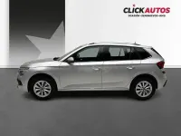 Usado Skoda Kamiq Selection 115 CV (84 kW) 2025 Gris / plata SUV