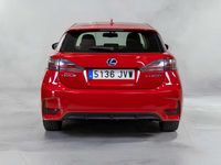 Usado Lexus CT200h 136 CV (100 kW) 2016 Rojo Utilitario