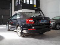 Usado Skoda Octavia Ambition 150 CV (110 kW) 2014 Negro Utilitario