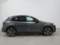 Begagnad Audi Q5 204 HK (150 kW) 2024 Grå SUV