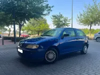 Usado Seat Ibiza 75 CV (55 kW) 2001 Azul Utilitario