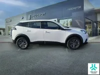 Usado Peugeot 2008 Active 101 CV (74 kW) 2021 Blanco SUV