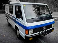 Usado Mercedes 260 72 CV (52 kW) 1989 Blanco Monovolumen