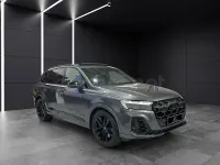 Usado Audi SQ7 Ambiente 507 HP (372 kW) 2025 Cinzento SUV