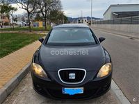 Usado Seat Leon Stylance 105 CV (77 kW) 2007 Negro Utilitario