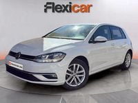 Usado VW Golf VII Advance 125 CV (91 kW) 2018 Blanco Berlina