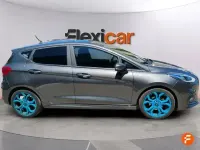 Usado Ford Fiesta Active 95 CV (69 kW) 2020 Gris Utilitario