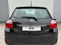 Usado Toyota Auris Active 132 CV (97 kW) 2011 Negro Utilitario