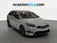 Usado Kia Ceed Style 100 CV (73 kW) 2025 Gris Utilitario