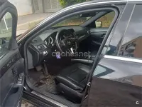 Käytetty Mercedes E200 Avantgarde 136 HP (100 kW) 2015 Musta Sedan