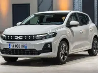 Usado Dacia Sandero Lauréate 75 CV (55 kW) 2018 Blanco Utilitario