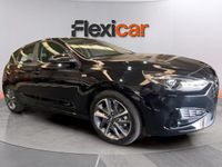 Usado Hyundai i30 120 CV (88 kW) 2022 Negro Berlina