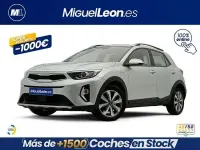 Usado Kia Stonic Active 100 CV (73 kW) 2025 Gris / plata SUV