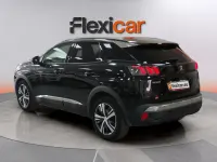 Usado Peugeot 3008 Allure 131 CV (96 kW) 2021 Negro SUV