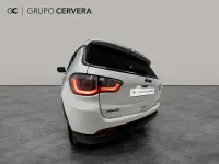 Usado Jeep Compass Trailhawk 240 CV (176 kW) 2020 Blanco SUV