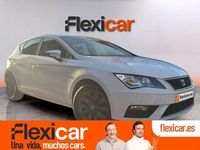 Usado Seat Leon ST Style 131 CV (96 kW) 2019 Blanco Familiar