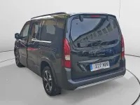 Usado Peugeot Rifter GT 131 CV (96 kW) 2025 Negro Monovolumen