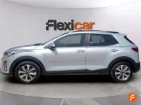 Usado Kia Stonic 101 CV (74 kW) 2024 Gris SUV