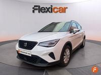 Usado Seat Arona Style 110 CV (80 kW) 2023 Blanco SUV