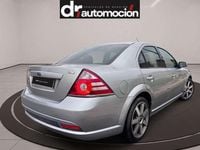 Usado Ford Mondeo Titanium 131 CV (96 kW) 2006 Gris Berlina