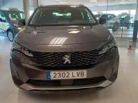 Usado Peugeot 5008 Allure 130 CV (95 kW) 2021 Gris SUV