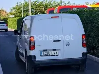 Usado Opel Combo 100 CV (73 kW) 2024 Blanco Monovolumen