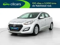 Usado Hyundai i30 100 CV (73 kW) 2016 Gris / plata Berlina
