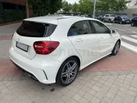 Usado Mercedes A180 122 CV (89 kW) 2017 Blanco Utilitario