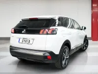 Usado Peugeot 3008 Allure 130 CV (95 kW) 2024 Blanco SUV