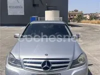 Usado Mercedes C200 Avantgarde 136 CV (100 kW) 2012 Gris / plata Berlina