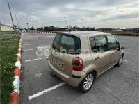 Usado Renault Modus Dynamique 80 CV (58 kW) 2004 Beige Monovolumen