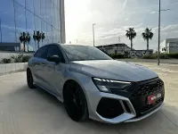 Usado Audi RS3 400 CV (294 kW) 2023 Gris / plata Berlina