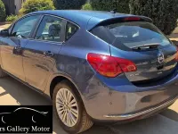 Usado Opel Astra Excellence 110 CV (80 kW) 2014 Azul Berlina
