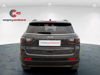 Usado Jeep Compass Limited 130 CV (95 kW) 2022 Gris / plata SUV