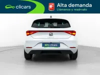 Usado Seat Leon Style 130 CV (95 kW) 2021 Blanco Berlina