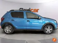 Usado Dacia Sandero Comfort 100 CV (73 kW) 2020 Azul