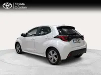 Usado Toyota Yaris Active 116 CV (85 kW) 2025 Blanco Utilitario
