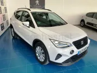 Usado Seat Arona Style 115 CV (84 kW) 2024 Blanco SUV