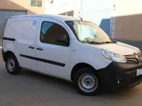 Usado Renault Kangoo 95 CV (69 kW) 2021 Blanco Monovolumen
