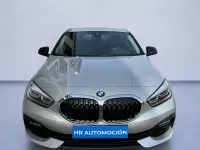 Usado BMW 118 140 CV (102 kW) 2020 Gris / plata Berlina