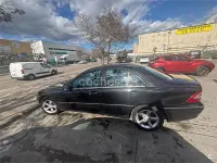 Usado Mercedes C220 Avantgarde 143 CV (105 kW) 2005 Negro Berlina