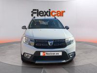 Usado Dacia Sandero Lauréate 90 CV (66 kW) 2018 Blanco Utilitario