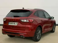 Usado Ford Kuga ST-Line 120 CV (88 kW) 2023 Rojo SUV