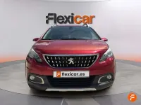 Usado Peugeot 2008 Allure 120 CV (88 kW) 2019 Rojo SUV