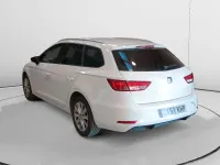 Usado Seat Leon ST Style 110 CV (80 kW) 2018 Blanco Familiar