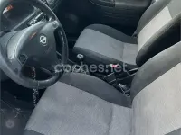 Usado Opel Zafira Elegance 100 CV (73 kW) 2004 Azul Monovolumen