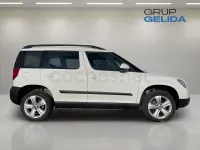 Usado Skoda Yeti Ambition 105 CV (77 kW) 2013 Blanco SUV